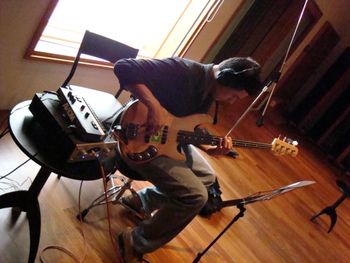 Bassist Thiago Espírito Santo - Fernanda Froes-Pruett’s recording sessions at NaCena Studios in Sao Paulo, SP, Brazil.