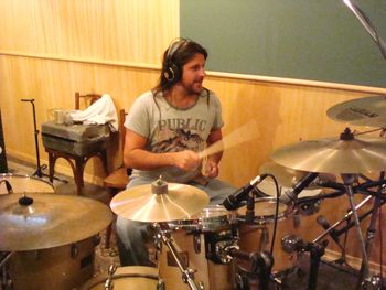 Drummer Gustavo Filipovich @ Fernanda Froes-Pruett’s recording sessions at Estudio Cayres - São Paulo, SP, Brazil - Copyright © 2018 Double Feather Productions. All rights reserved.