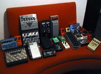 Lots of equipment for Guitarist Edu Tedeschi @ Fernanda Froes-Pruett’s recording sessions at Estudio Cayres - São Paulo, SP, Brazil - Copyright © 2018 Double Feather Productions. All rights reserved.