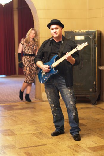 Photo Credit: Carmen Garza/ www.gigshots.net