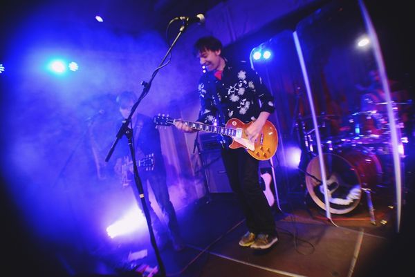 "Black Olives from London, fuse alternative grunge with elements of classic rock & brit pop, crafting high-quality songs which combine irresistible melodies with aggressive & articulate guitar sound"