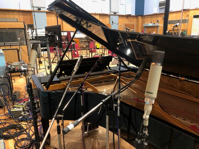 Abbey Road : Composer Daniel Fisher, debut album Places Far Away