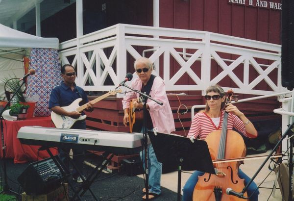 Brian and Kathy are joined by Marcelino Palafox at the local Farmers Market.