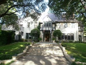 4201 Lakeside Drive - $1,300,000