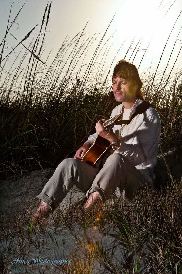 Frederick Ingram in the golden hour, Isle of Palms, courtesy Ann Normient-Pensero / Carolina Portrait Photography Group