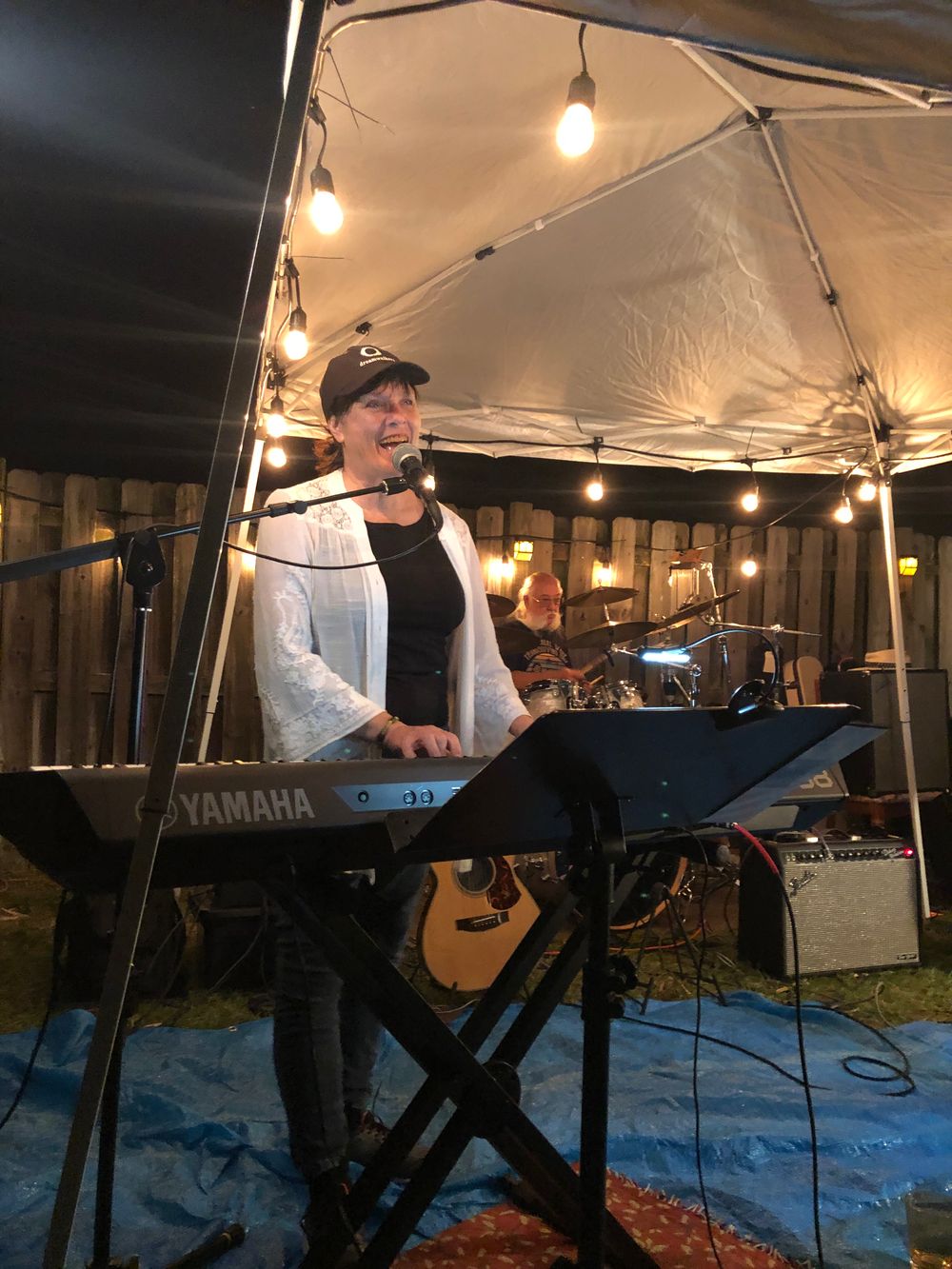 Debbie Stern, Vocals, Keyboards, Songwriting