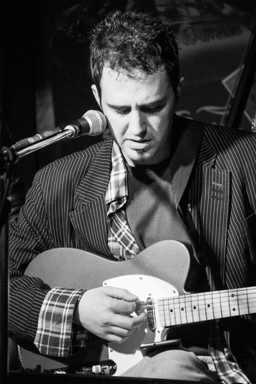 An independent musician and writer who aims to make a global impact on the industry by enunciating the life-changing and profound qualities of music.