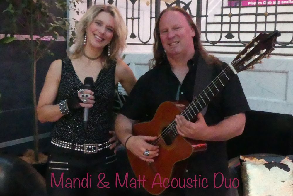 Mandi Miller & Matt Hall (Mandi & Matt Acoustic Duo)