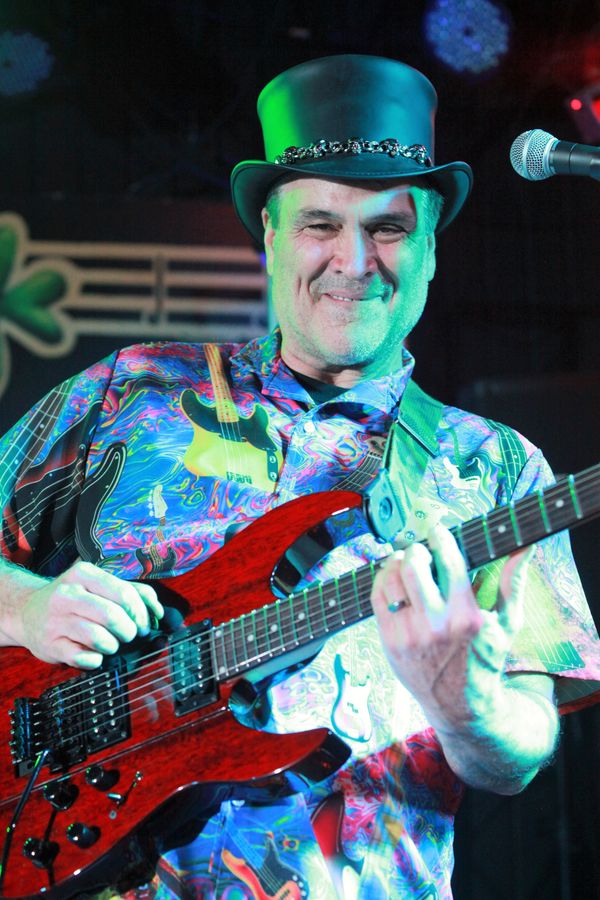 JOE - Lead Guitar