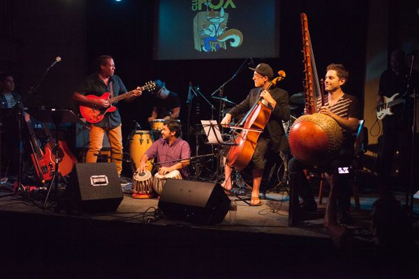 Garrick Davis World Blues performing "Walking In To Heaven" at the recording show of "A House Full of Friends". This is the photo and song that inspired the band name.
L>R: Zach Davis-Price, Garrick, Tanmay Bichu(sitting), D. Edward, Cello Joe Chang, Grant"Slam" Walthall(unseen behind Joe), Daniel Berkman, AJ Joyce.