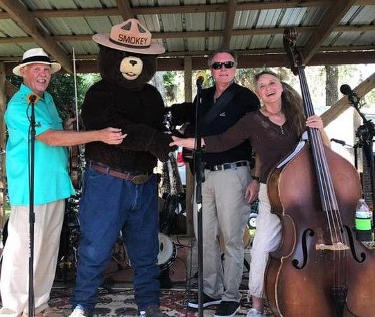 Smokey the Bear loves bluegrass