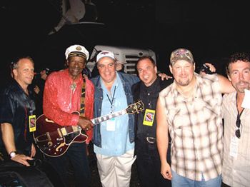 2006 - The world premiere of "Cars" was an amazing experience to be
a part of. Brad Paisley, Diamond Rio, Chuck Berry, and Larry
the Cable Guy were all on hand for the event. Definitely check
out the movie when it comes out. It gets the Doo-Wahs two
thumbs up! Thanks to Kevin Frawley and Mike Dixon for
including us. Here's Perry and Ken with Chuck Berry, Larry the
Cable Guy, Kevin Frawley, and Harmony "super agent" Mike
Dixon. We had the honor of being Chuck Berry's back up
band. After playing his music for as long as we can remember.