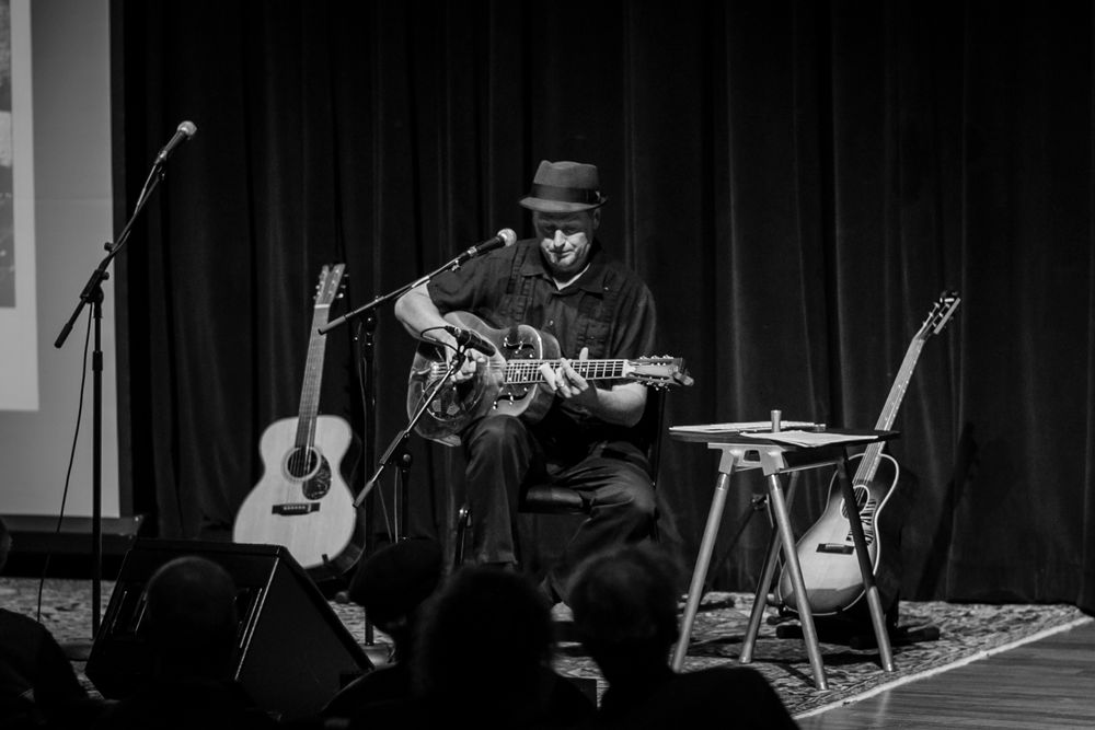 Pete playing at the Freight and Salvage