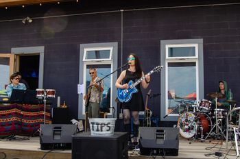 Photo by Sarah J Wright: https://www.facebook.com/sjwphoto.net