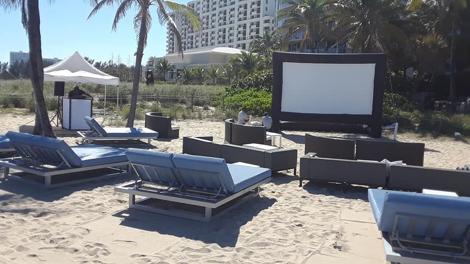 BEACH SUPER BOWL SET UP