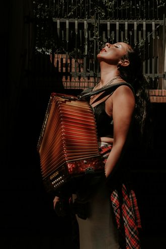Ph: Santa Luna Studios