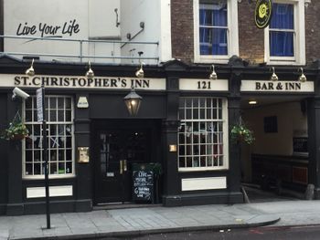 UK, London (London Bridge) - St Christopher's Inn Pub - www.stchristopherspub.co.uk is located just a few blocks from the London Bridge.