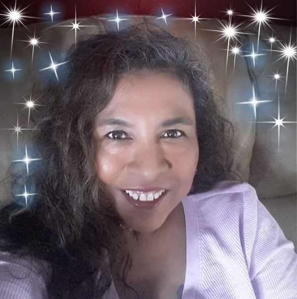 SusieQ
Jina Inks Executive Assistant