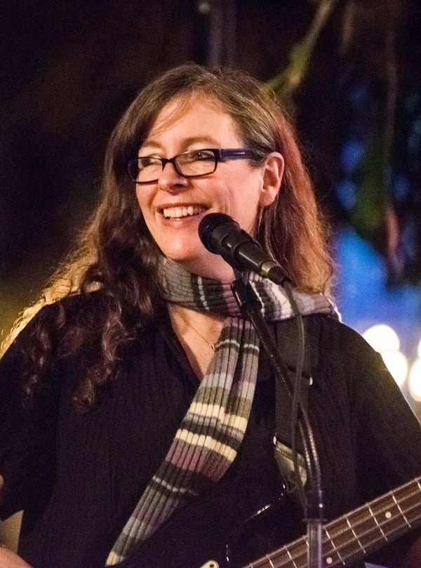 Elizabeth Roth