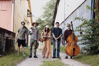 With the "Roadie" Band - from left Kalen Mercer, Reo Morris, Hillman, Daniel Tenbusch, and Vincent Moore. Photography by Allie Wizniewski Photography, Tallahassee.