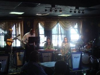 @ the Bass Line in Mount Vernon, NY w/David Phelps-guitar, Noriko Kamo-piano, Amanda Homi-percussion, and Alvester Garnett 6-2009