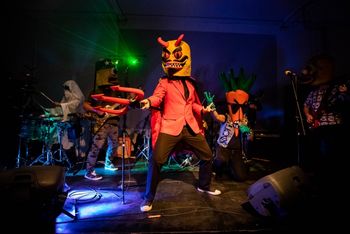 Radioactive_Chicken_Heads_titmouse_smashparty11_tylerhagen_0041 Radioactive Chicken Heads at Titmouse Smash Party 2018. Photo by Tyler Hagen