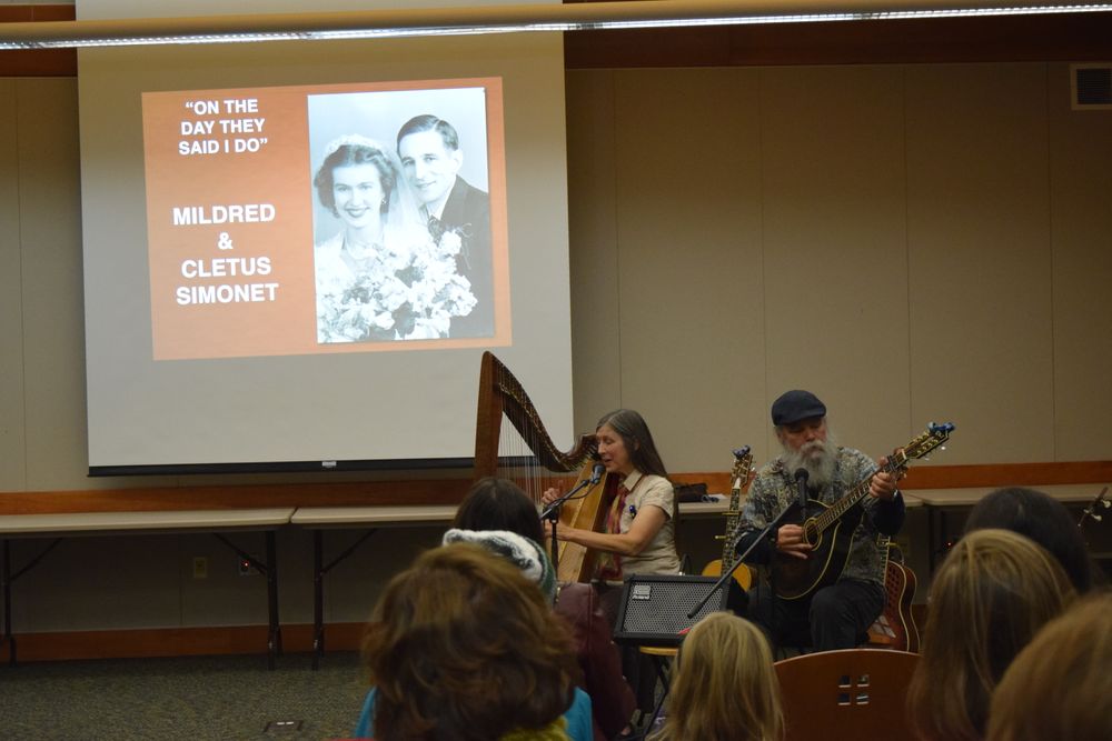 Curtis & Loretta onstage at Grand Rapids Library, MN