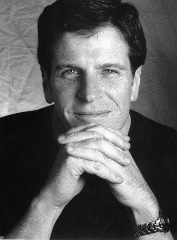 Young Randy Halberstadt. Yes, girls, I know that he's extremely handsome, but the point here is that Randy is one of Seattle's finest pianists. Scheesh! Let's keep our eye on the ball, shall we? ;O)
