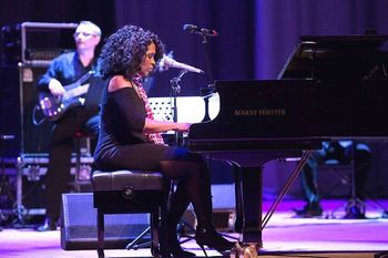 Performing_in_Penza_Russia_w_the_Exspress_Band Performing with the Exspress Band at Penza Philharmonic Hall in Penza Russia (Photo Credit: Александр Ренуар)