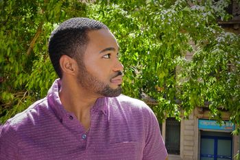 Look_up_For_Inspiration_celebrity_musician_producer_social_digtal_influencer_Tyrone_Smith_Barcelona_