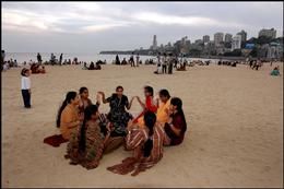 Raghu Rai Bombay beach
