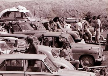 and im'e picking that may be Graham Allan closest to us!! (on left) ...and possibly Clive Smart in the distance (white shirt)