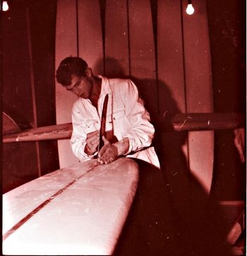 Butch started a surf shop somewhere up Porowini Ave.... but alas....it burnt to the ground a short time after!!!...got a few boards made though!!