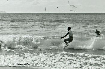 in fact it was so new to us.. we would ride 1ft shorebreaks breaking 10ft off the beach......and we thought that was awesome.....Tui about to get his ankles smacked by his board...Waipu ...summer of '62