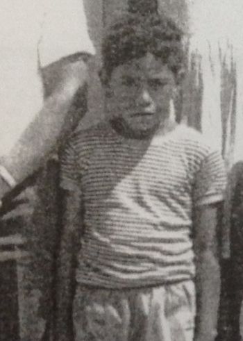 Well.... looky here....a young Pat Mahunga Shortly about to become a regular feature out on the Pataua bar lineup..and he got pretty good too!!.........Pat..one of the new generation that grew up with surfing as a genuine alternative sport...like so many that started in the mid to late '60s...