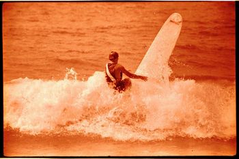 unknown doing a re-entry or a kick-out...maybe Gary Orevich!! Advocate photo.....'68 Northland Champs.....well who-ever it is, theyve just come back from Ausssie cause thats a Hohensee board he's riding....
