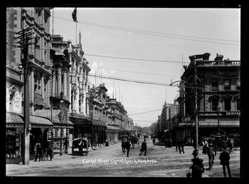 Chistchurch 1909..Looking west down Cashel Street, Christchurch (centre) with High Street running from left to right