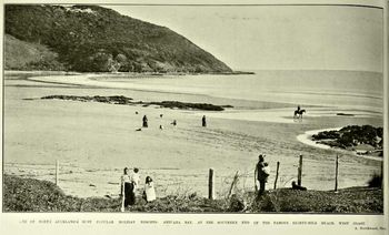 and here it is ...called a holiday resort again...Ahipara 1913 Remember.... nearly all the Northland roads were still dirt or metal roads then....transport was mainly by horse and cart!!....