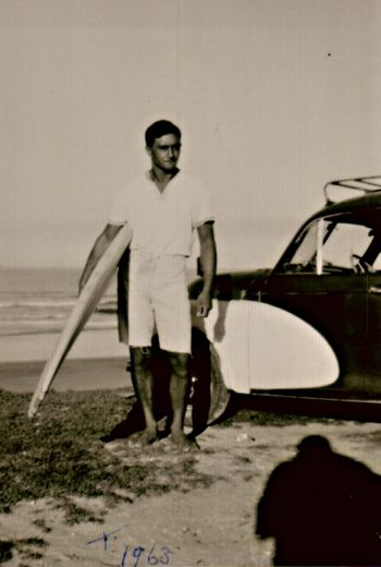 Tui looking very much like a visiting Hawaiian...Ha! Actually Tui's real name is 'Tutanekai' which has Maori legend status (Hinemoa & flute playing Tutanekai Maori legend)...but alas Tutanekai is just a Dargaville boy Ha!!.. born in 1936!!..Tui's a Northland surfing legend..still surfing today at 77....