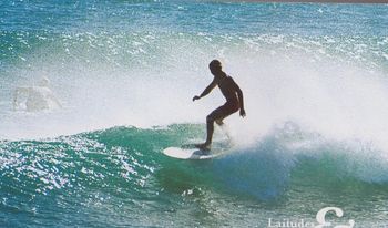 1980 NZ Longboard Magazine..... Tim Murdock did a feature in the above mag about Pataua in 1967.....he states "Taff Kennings on a lovely Pataua righthander"......sorry Tim but thats Taff paddling out and Ken Beehre ripping the wave up!!! but looks more like '69-70 to me!!