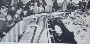 Anyone remember where this is?.....yes.. its the 'Winter show' in Whangarei...those crappy old 'ghost train' and 'feriss wheel' and 'put the ping pong ball in the clowns mouth' attractions...oh boy!!!!...& we thought it was awesome then!!!.....you probably remember the same thing in your town!!!