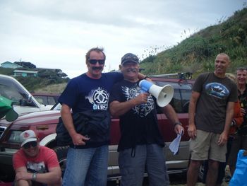 the Dargaville boys..Ian McCahon, Stephen Soole...and 62yr old Jonny Matich with the mega-phone.... The local crew having their annual surf contest(The 'Graig Osbaldiston' Memorial comp)..in memory of young Craig who died of a curs-sed melanoma..Craigs dad on the far right..we'll remember you bro..you were one of 'The Tribe"...Jono's got 14 grandkids!!!