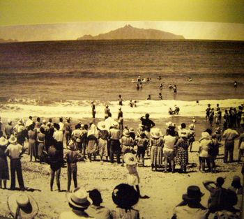 1952 waipu Cove The Surf club was alive and well even in those early days...looks like a rescue here...have you got any ideas, who might have been in the Waipu Cove surfclub in '52!!!