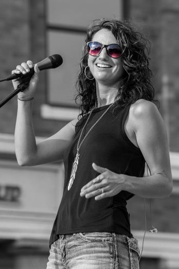 Jessie_Veeder_Singing-Tim_Frenz1 Jessie opening for Gwen Sebastian with Outlaw Sippin'. Photo by Tim Frenz
