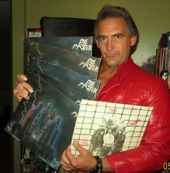 Christopher_Michael_bringing_back_the_original_Slave_to___the_Blade_leather_and_showing_off_his_Bles