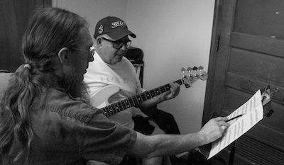 Bass Guitar Lesson with Steven Fox in Columbus, OH