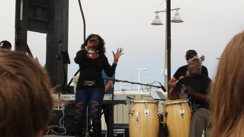 Venice Wave Festival, Merlene "Jita" Holsey -Vocals, Joe Gaeta - Guitar, Stefan Taylor - Conga Drums,