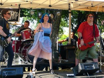 Live at Astoria Music Now! New World Queens Festival 2015, Astoria Park - photo by NicVan7 Productions