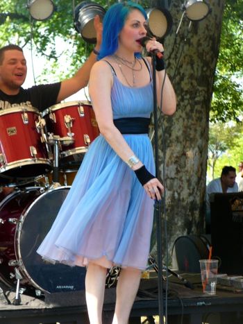 Meghan and Brian, Astoria Park New World Queens Festival 2015, Astoria Park - photo by NicVan7 Productions