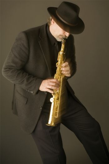 Vibhas on the Soprano Saxophone Vibhas Kendzia plays his original music: classical music re-arranged and jazzed up, Jazz Standards merged with world rhythms and/or simple easy listening Swing Jazz improvisations on his Soprano Saxophone.
